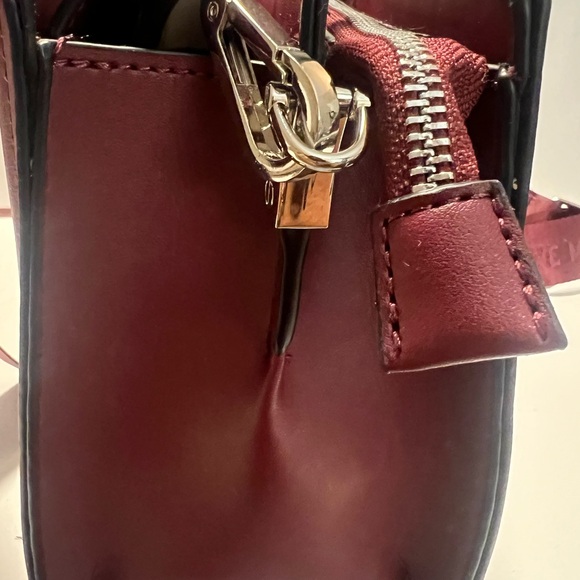 Steve  Madden Burgundy Trendy Bag with coin purse - Picture 6 of 10